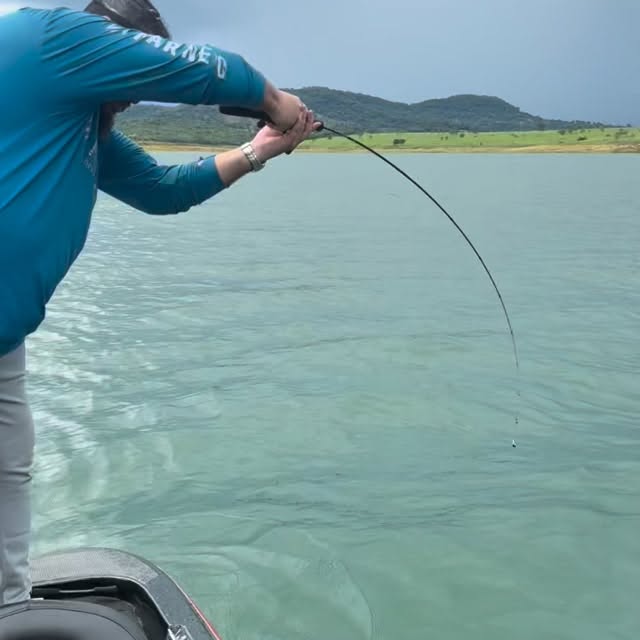 A pescaria é mágica , aqui o cara zera todos os problemas da